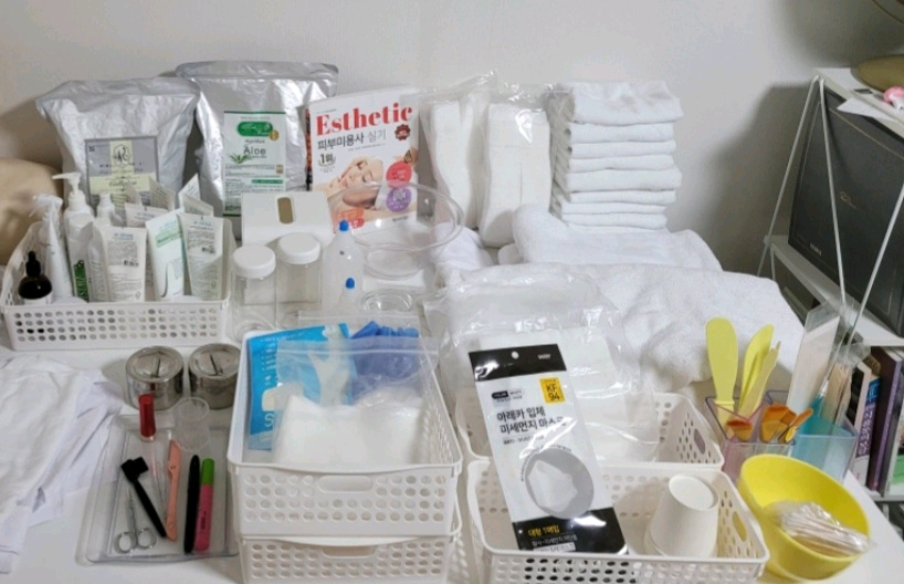 피부미용사 실기재료 (10일만 사용해서 깨끗함)--0