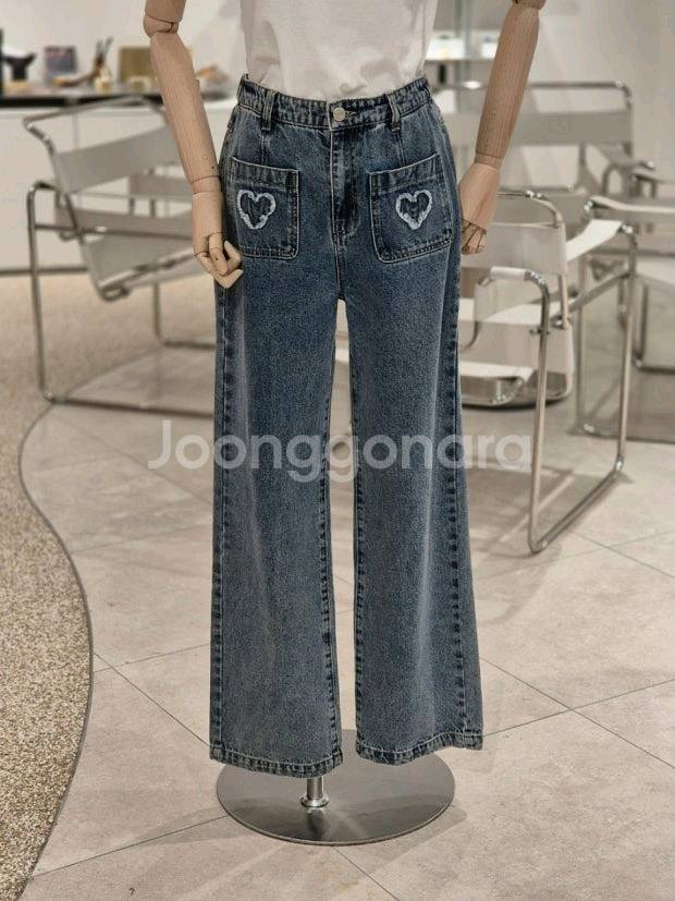 써스데이아일랜드 하트 포인트 데님 팬츠 새옷--4