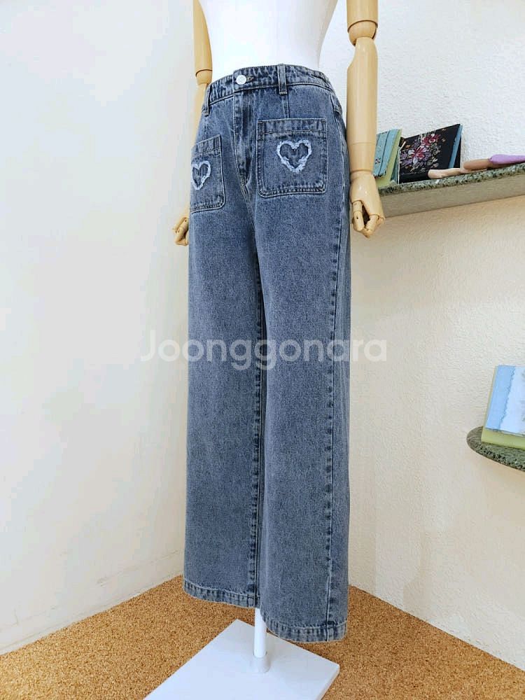 써스데이아일랜드 하트 포인트 데님 팬츠 새옷--3