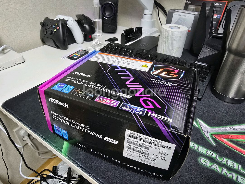 ASROCK Z790i Lightning WiFi--0