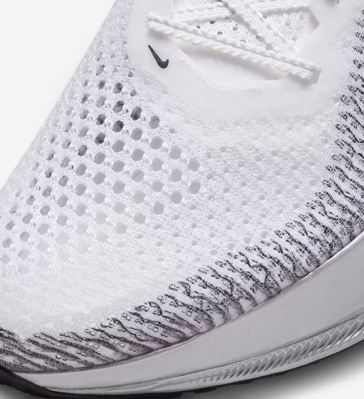 [250] 나이키 우먼스 줌X 베이퍼플라이3 러닝화 이미지