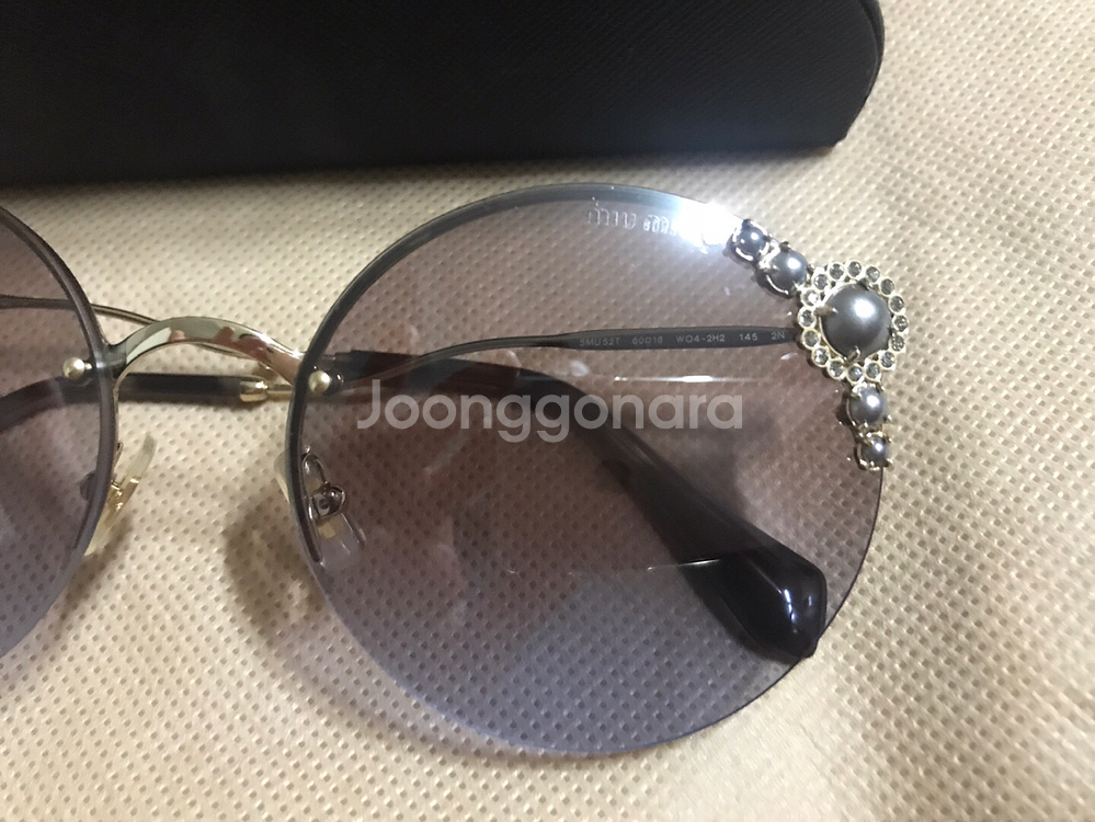 miu miu미우미우선글라스 사리외호 실크스카프--3