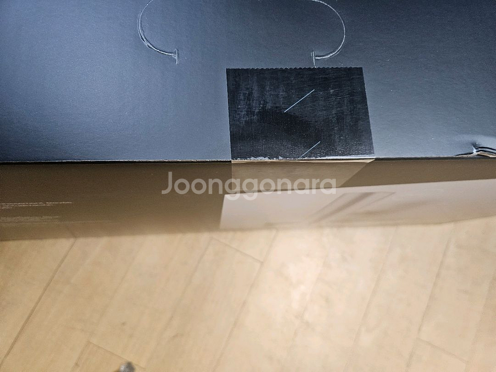 울트라샤프 U2724D 27인치 델모니터 미개봉 팝니다--1