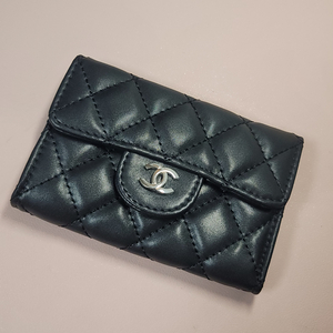 샤넬 카드지갑 무료배송 새상품