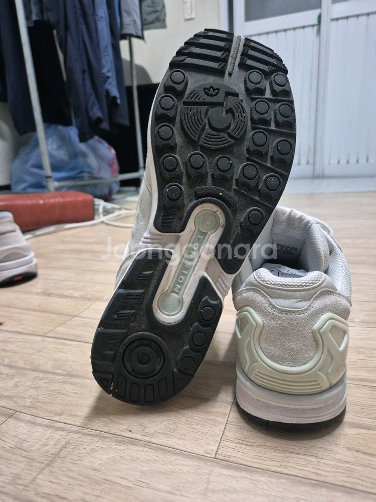 아디다스 운동화 팝니다--1