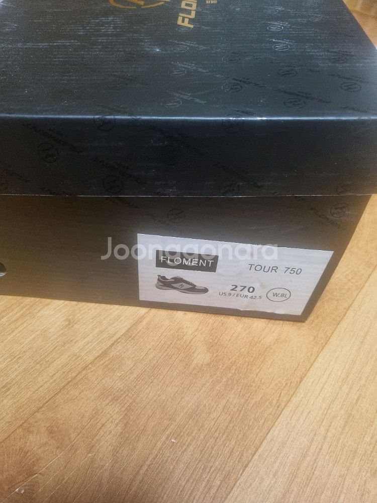 플로먼트 배드민턴화 260 새상품--5