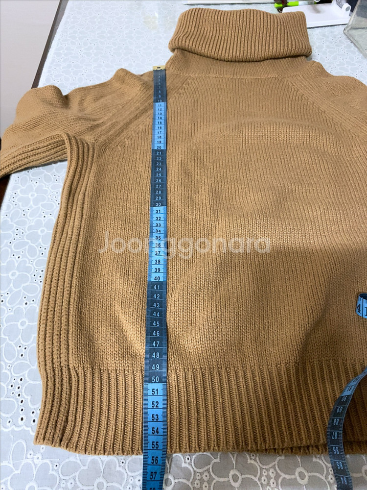 Time 타임 카멜 스웨터--3