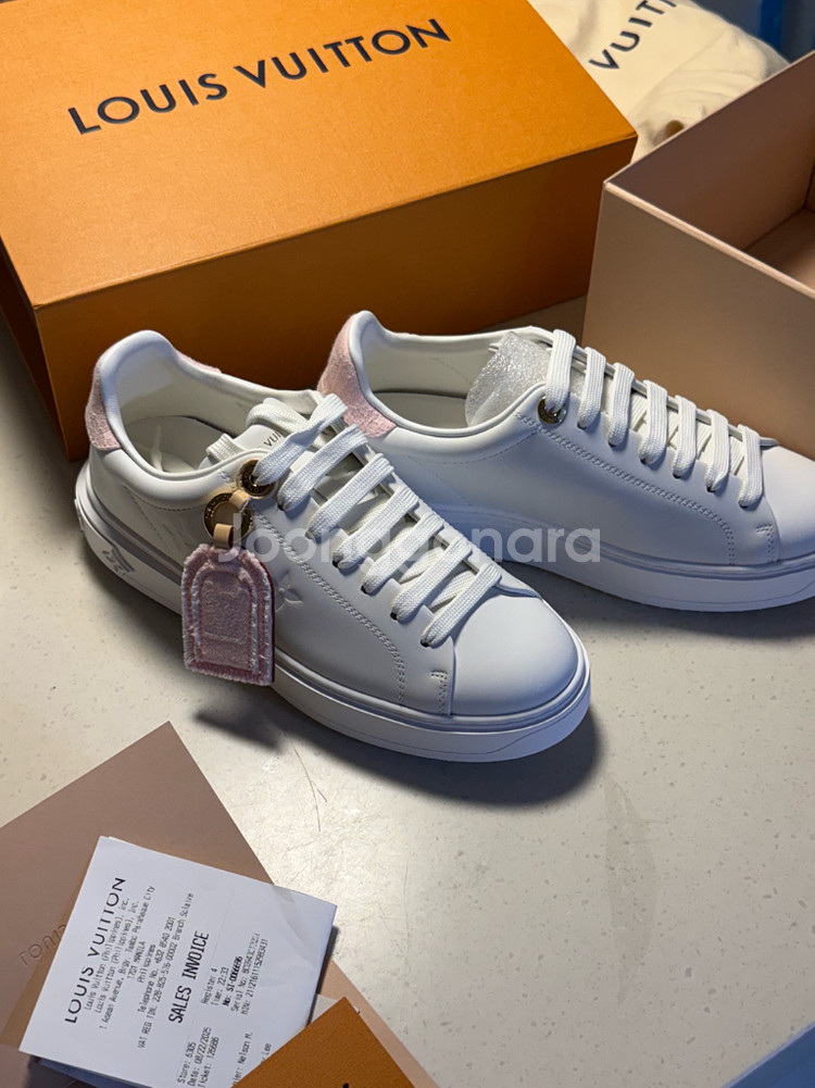 25SS 루이비통 타임아웃 스니커즈 37사이즈 핑크--1