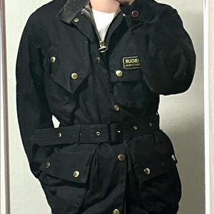 바버 인터네셔널 벨티드 왁스 자켓