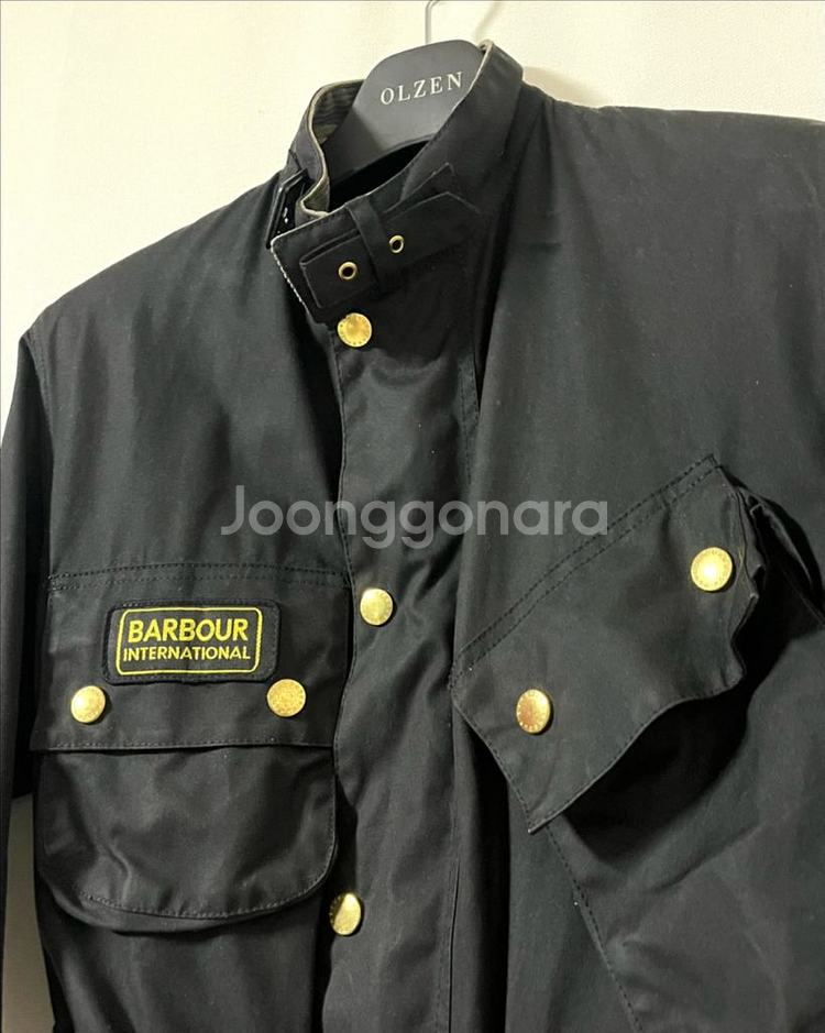 바버 인터네셔널 벨티드 왁스 자켓--5