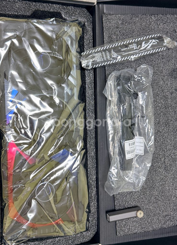 Asus rtx4070ti rog strix 풀박 A급--1