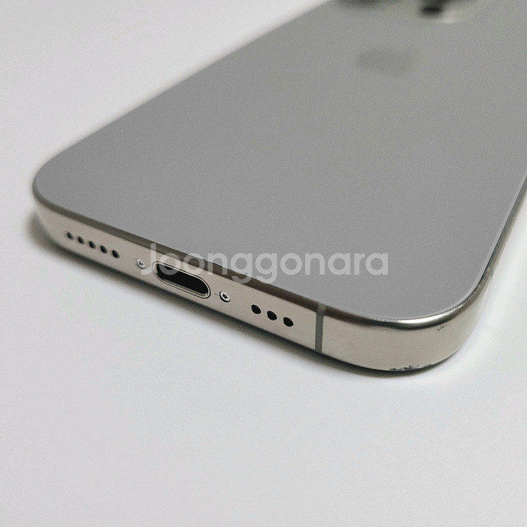 아이폰16 프로 128GB 내추럴 티타늄--4