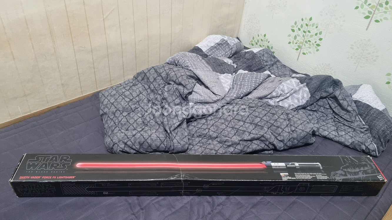 해즈브로 스타워즈 포스 FX 다스베이더 라이트세이버--5