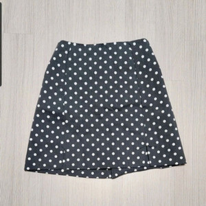 도트 패턴 미니스커트 차콜 반택포 5천