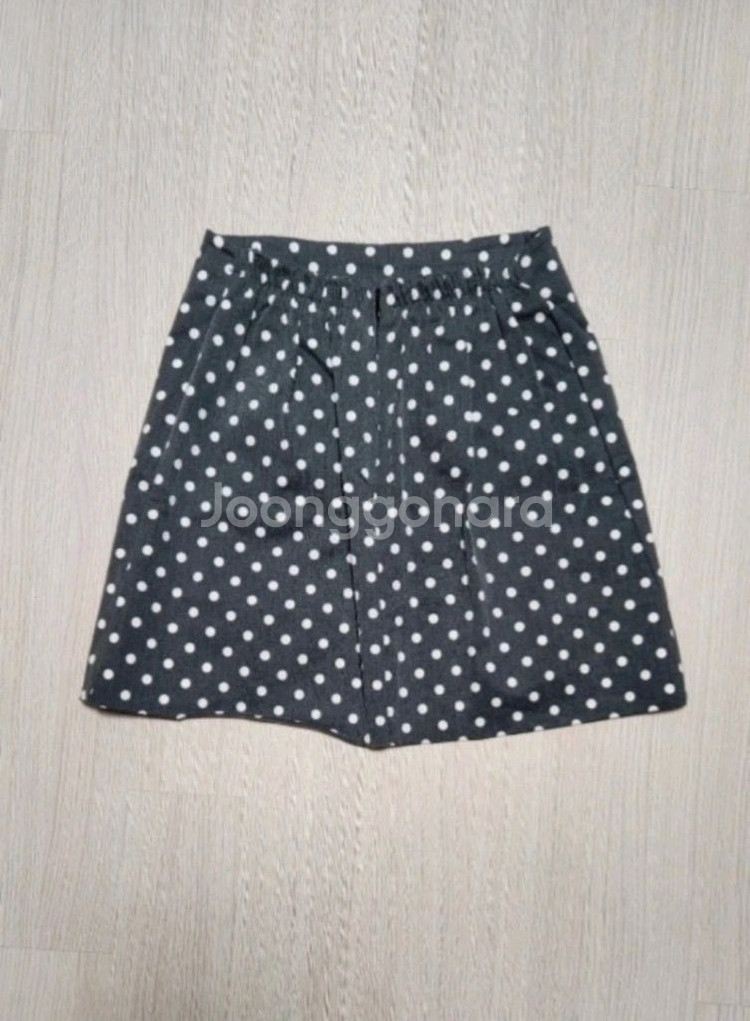 도트 패턴 미니스커트 차콜 반택포 5천--1