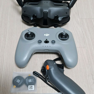 드론>DJI 고글3+모션 컨트롤러3+조종기3