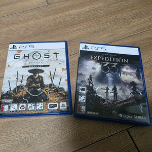 PS5 타이틀 판매합니다(33원정대, 고스트 오브 요테이)