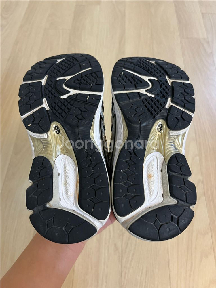 뉴발란스 키즈 1906 운동화 185--4