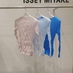 이세이미야케 쉬폰트위스트 탑 플리츠플리즈