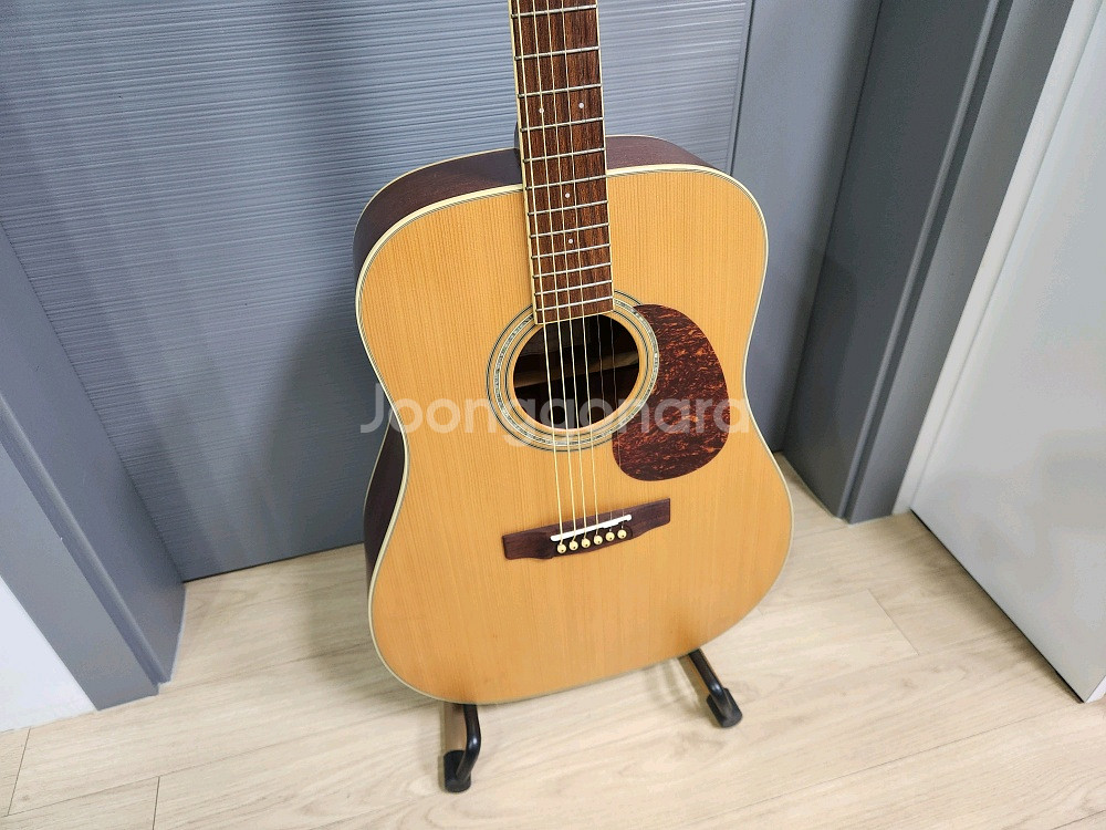 Cort) 콜트 통기타 판매 합니다.--2