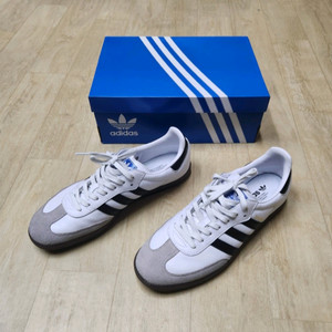 아디다스 삼바OG(클라우드화이트 290)