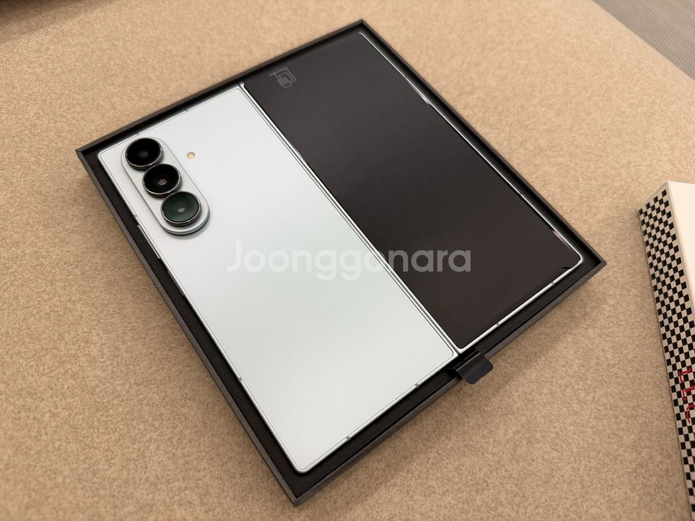 갤럭시 폴드7 512기가 민트색상 팝니다--0