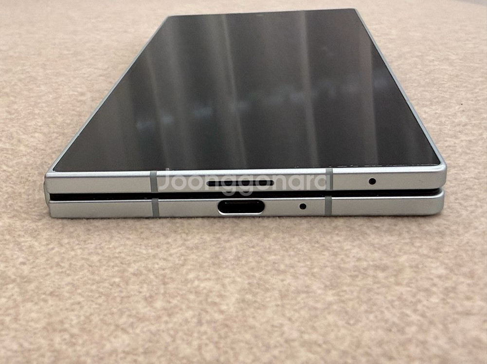 갤럭시 폴드7 512기가 민트색상 팝니다--3