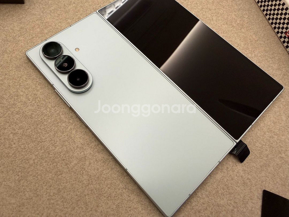 갤럭시 폴드7 512기가 민트색상 팝니다--16