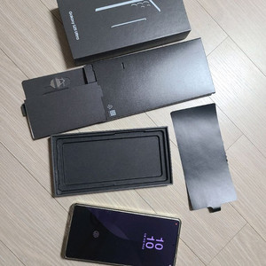 갤럭시 S25 울트라 512GB 블랙 풀박스 단순개봉급