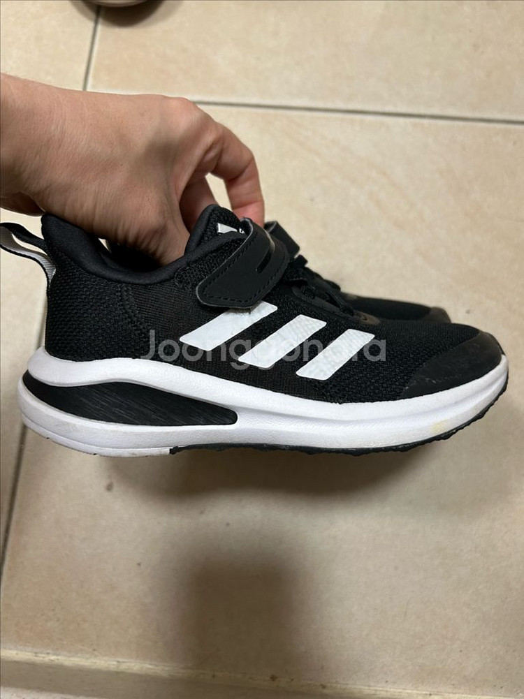 유아 아디다스 운동화 180--4