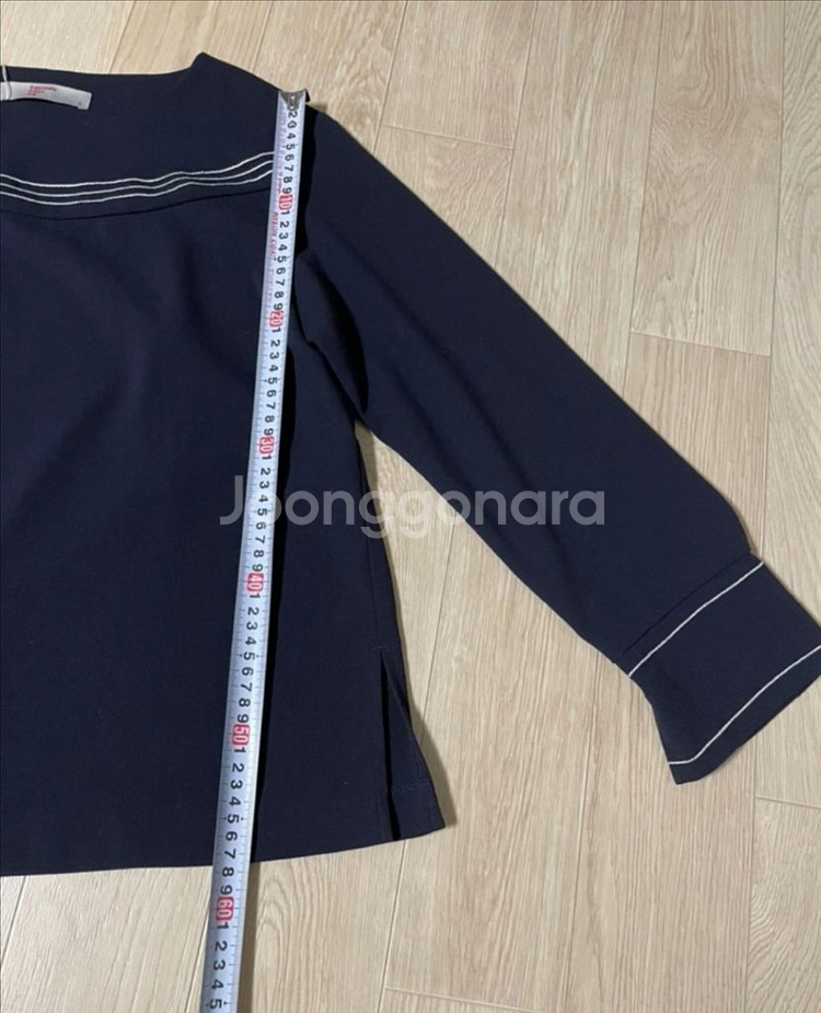 에잇세컨즈 블라우스--2