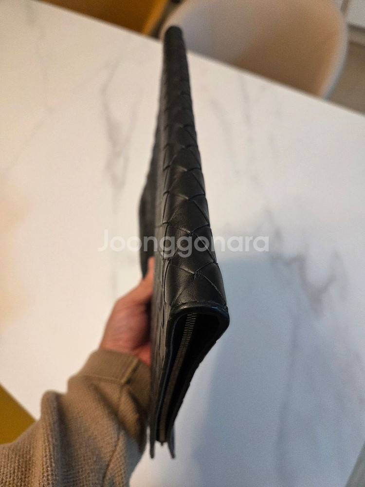 보테가베네타 인트레치아토 하프 클러치--3