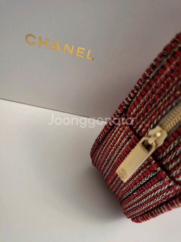 정품) 샤넬 홀리데이 파우치 (코스메틱)--2