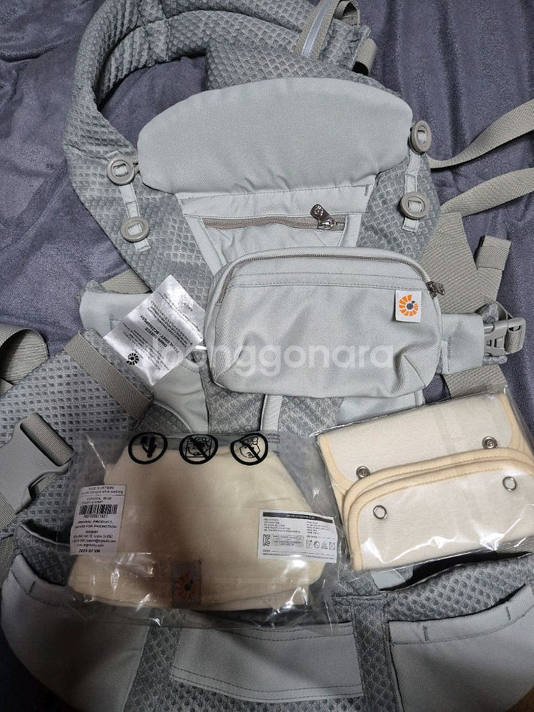 [개봉새상품]에르고베이비 아기띠 펄그레이(침받이 포함)--3