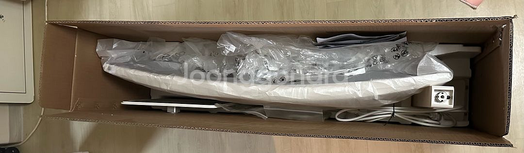 LG 울트라와이드 모니터 38WR85--2