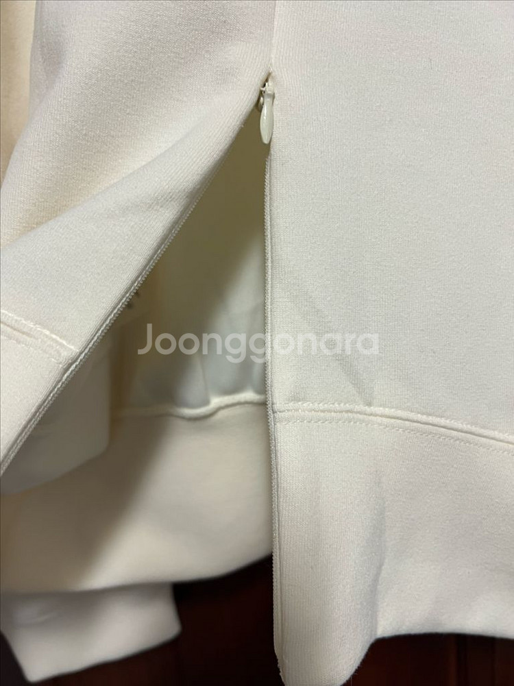 유메르, 오디에르 탑--2