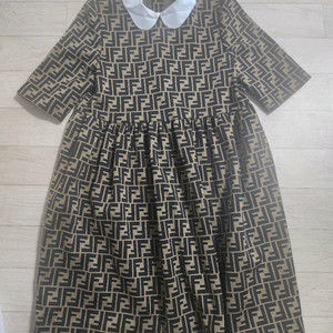 정품) 펜디12A+(성인여성가능)원피스 택포48만원