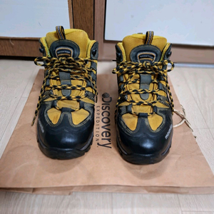 마운티아 등산화 235