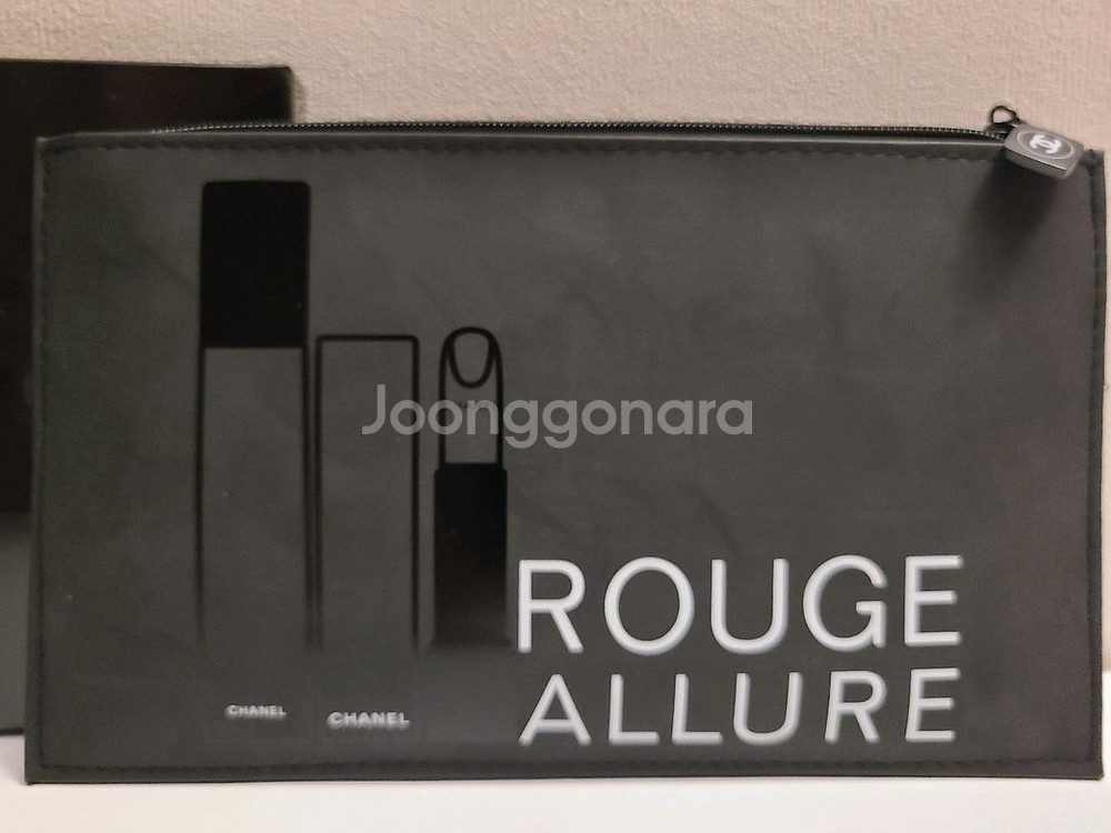정품) 샤넬 블랙 파우치 (코스메틱)--1