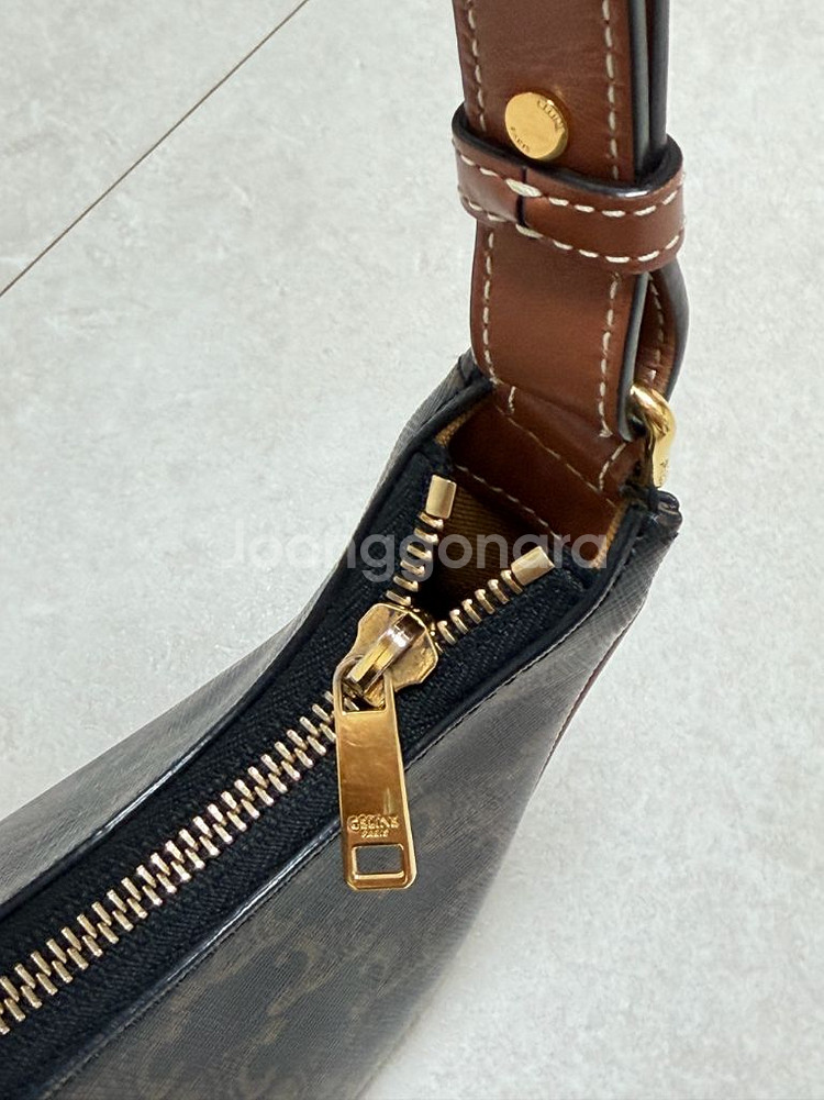 셀린느 아바백--2