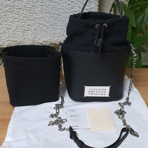 메종마르지엘라 버킷백/크로스백 새상품급 정품(감정서O)