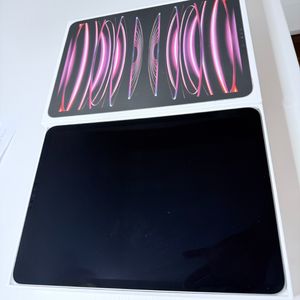 아이패드 11 4세대 128g 스그 WiFi 애플케어