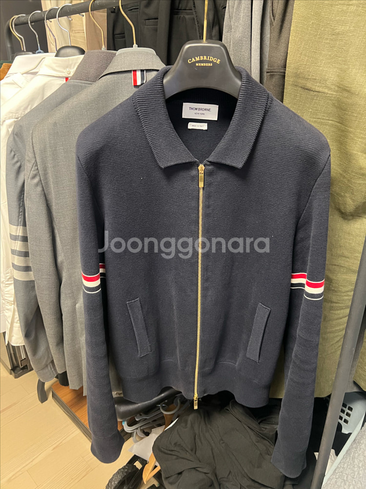 톰브라운 암밴드 밀라노스티치 니트 집업 사이즈3--0