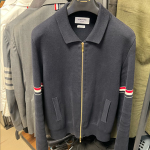 톰브라운 암밴드 밀라노스티치 니트 집업 사이즈3