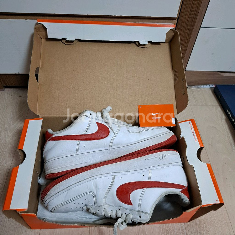 나이키 가죽단화 270~ 275--0