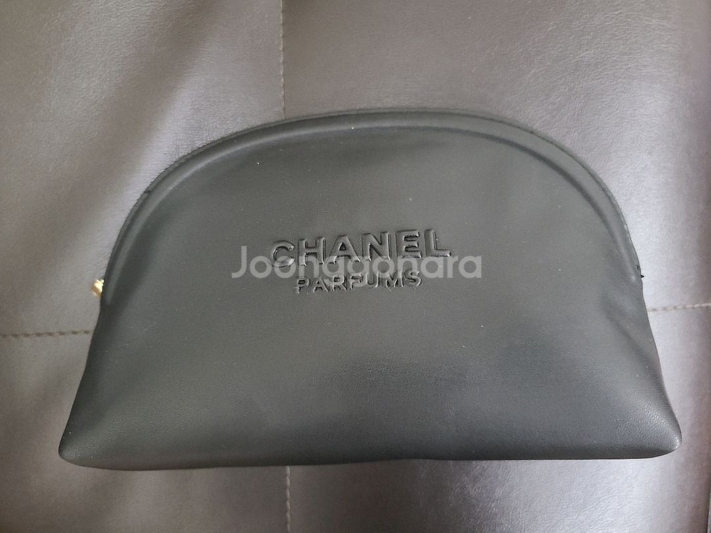 정품) 샤넬 파우치 (코스메틱)--1