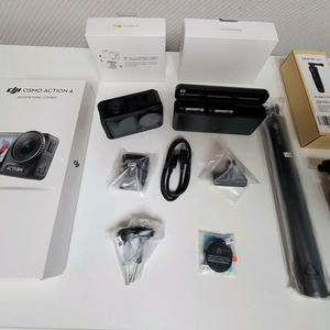 DJI 오즈모 액션4 어드벤처 콤보 팝니다