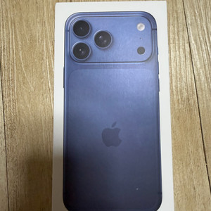 아이폰17프로맥스 딥블루 512 팝니다