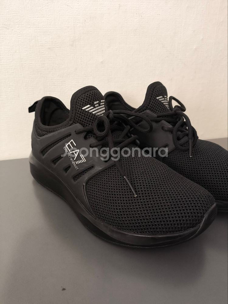 uk4 230~235mm 엠포리오 아르마니 운동화--0