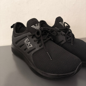 uk4 230~235mm 엠포리오 아르마니 운동화